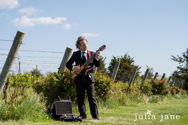 candid Wedding Photography by Connecticut Wedding Photographer Julia Jane Studios